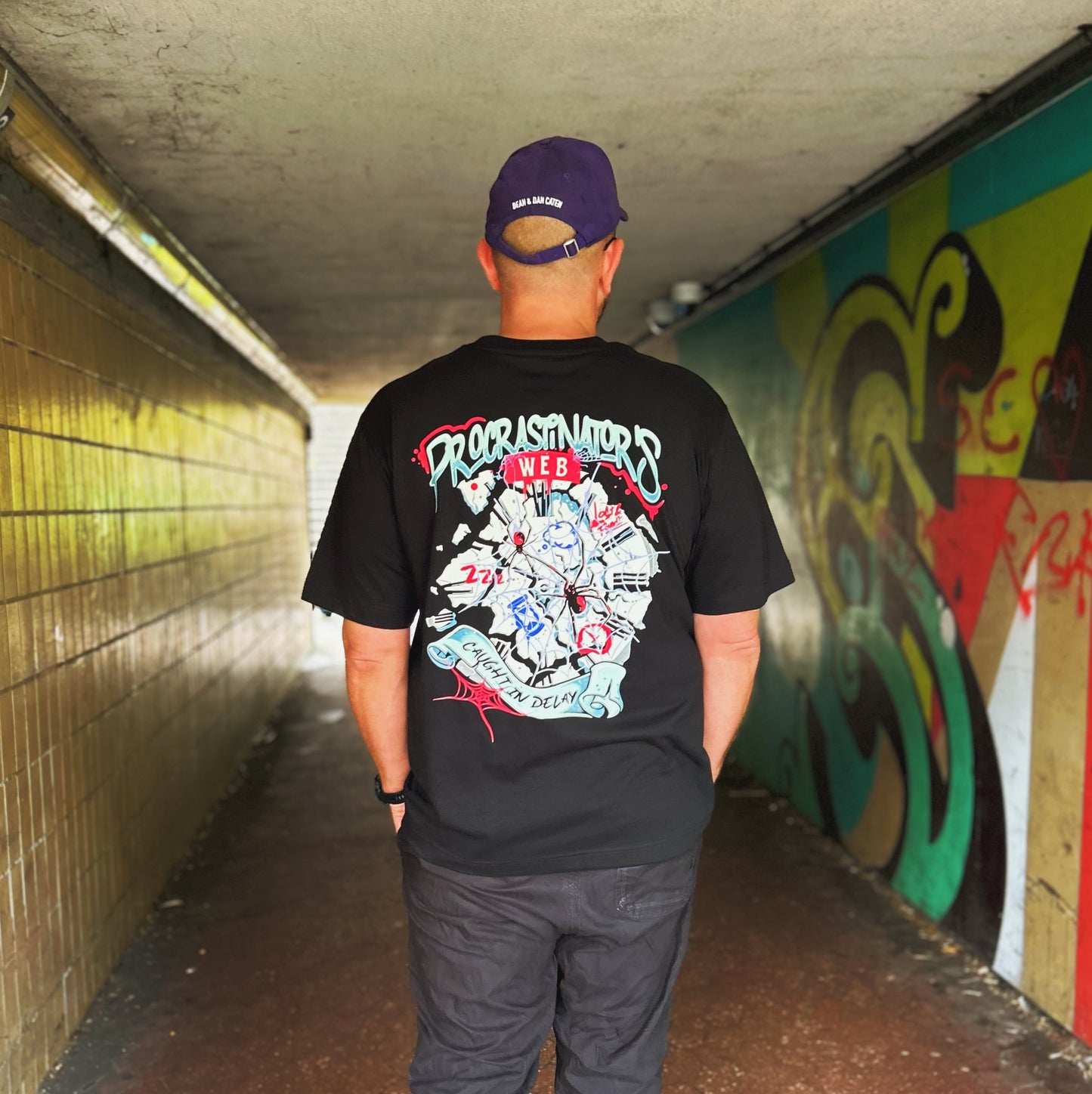 "PROCRASTINATORS WEB" T-SHIRT
