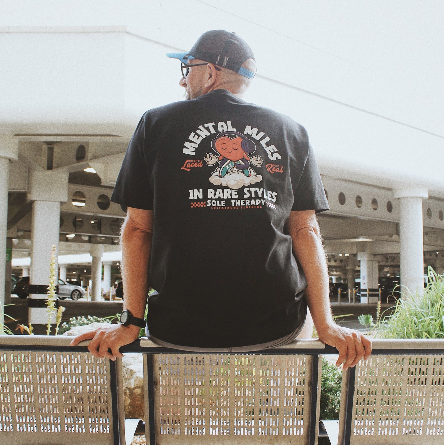 Hearty T-Shirt - Black