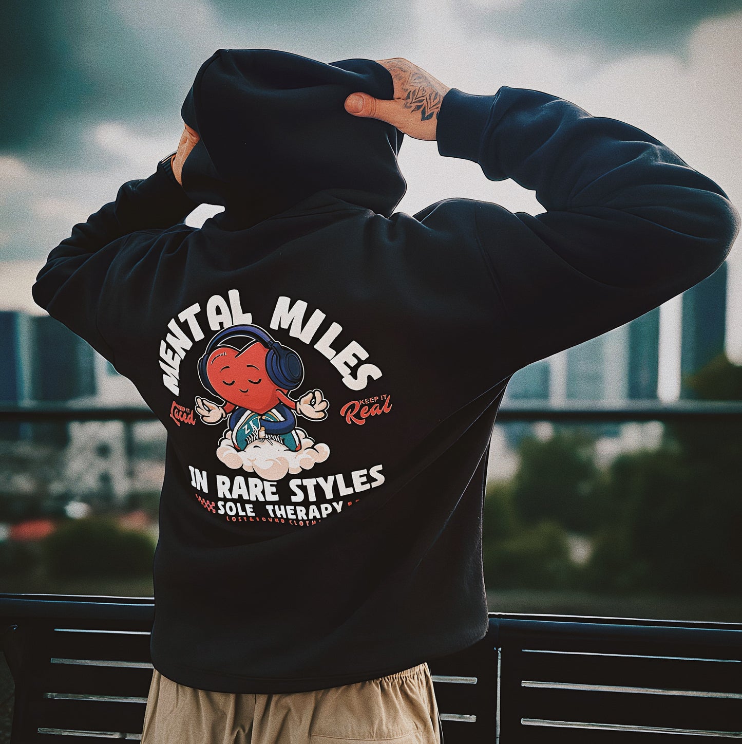 Hearty Hoodie - Black